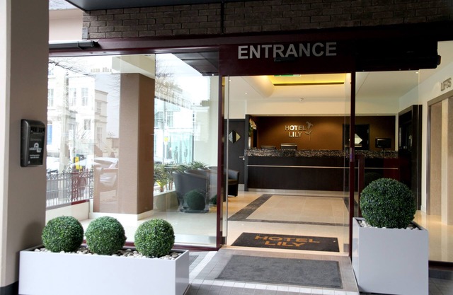 Hotel Lily