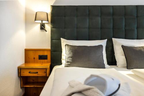 Hotel loj - our kind of place