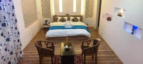 Hotel Lolab valley