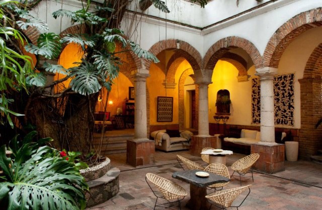 Hotel Los Arcos