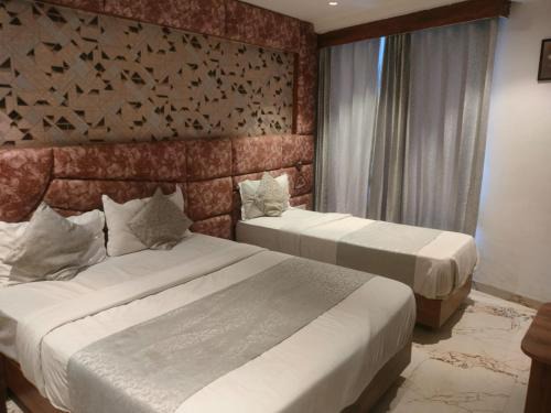 Hotel Lotus Lide