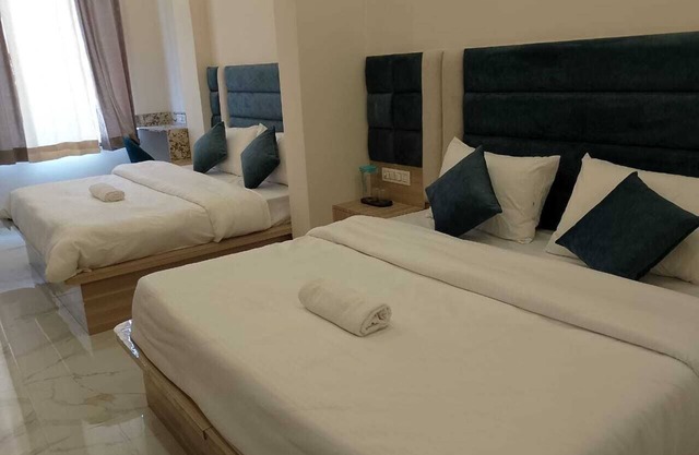 Hotel LR Delite Inn