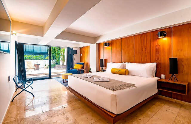 HOTEL LUCA