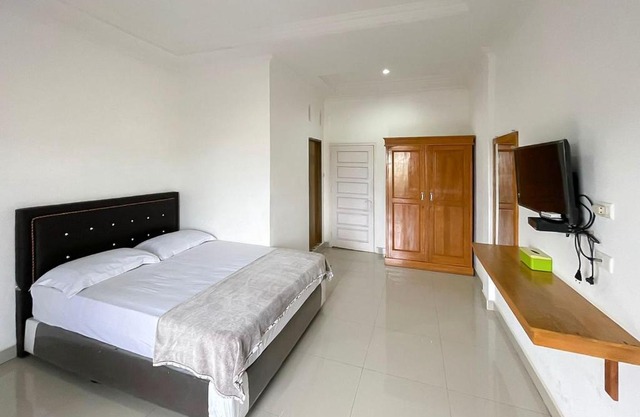 Hotel Lucky 21 Syariah Mitra RedDoorz