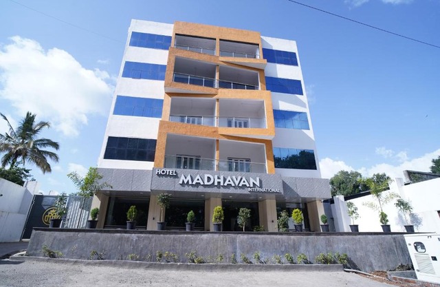 Hotel Madhavan International