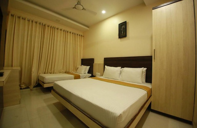 Hotel Madhuri Executive