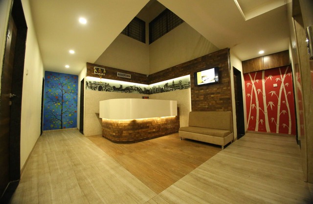 Hotel Madhuri Executive
