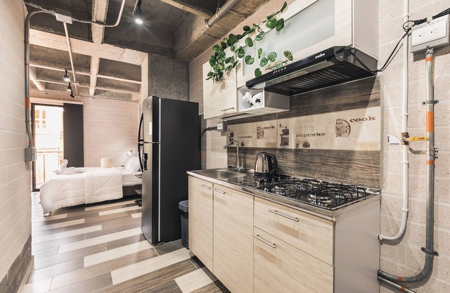 Hotel Magenta Lof