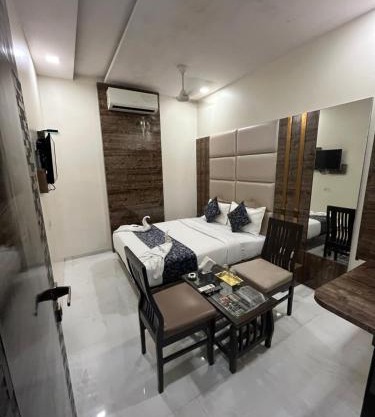 Hotel Magnetic - NEAR INTERNATIONAL AIRPORT