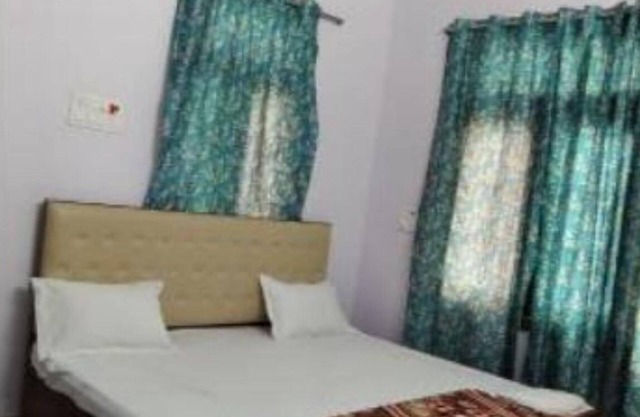 Hotel Mahadev inn