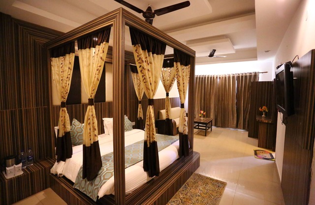 Hotel Maharaja Inn