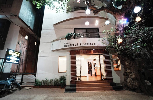 Hotel Maharaja Residency