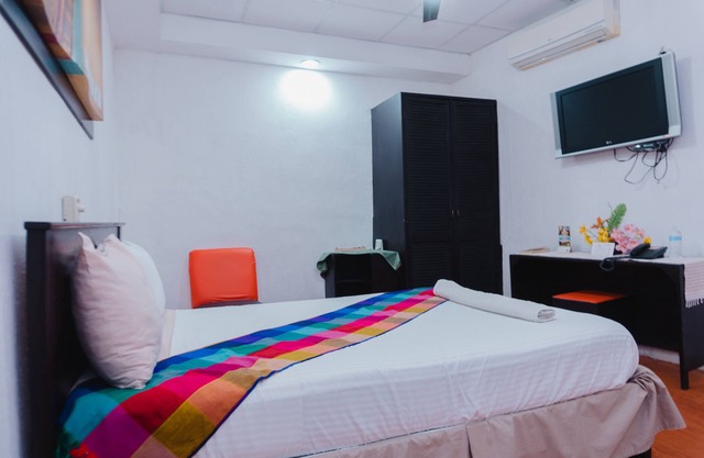 Hotel Makarios