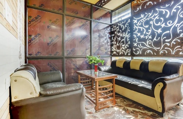 Hotel Mannat