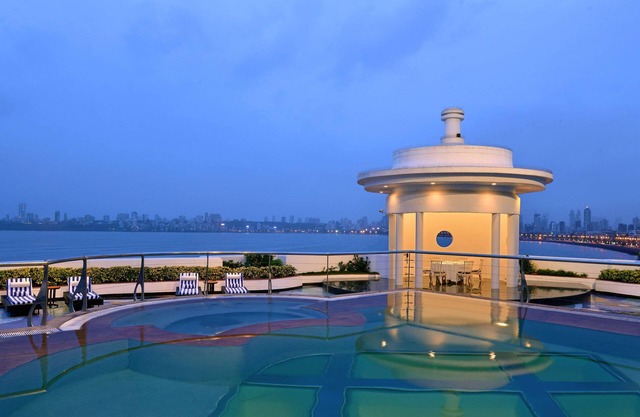 Hotel Marine Plaza Mumbai
