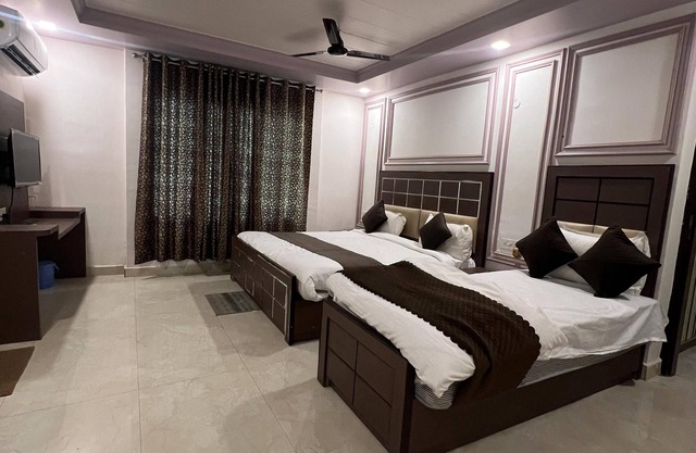Hotel Mauji's Legacy