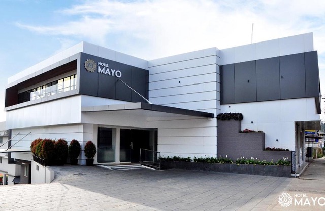 Hotel Mayo