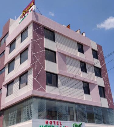 hotel meera lok