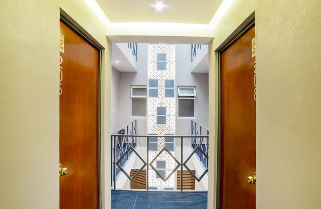 Hotel Monarca