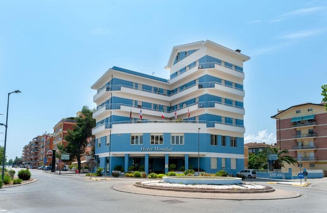 Hotel Mondial