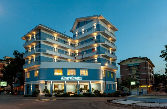Hotel Mondial
