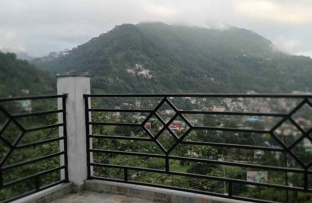 Hotel Moon Light Bhimtal