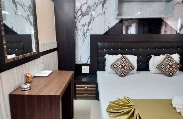 Hotel Nagaon Point