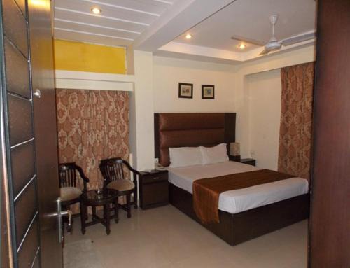 Hotel naina - A Luxurious Hotel, Haridwar