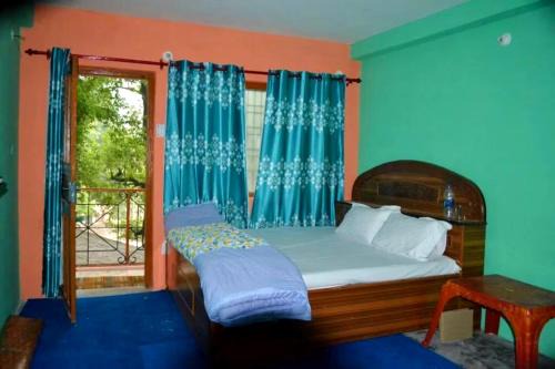 Hotel Naina Green Nainital - Near Naini Lake and Mall Road Nainital