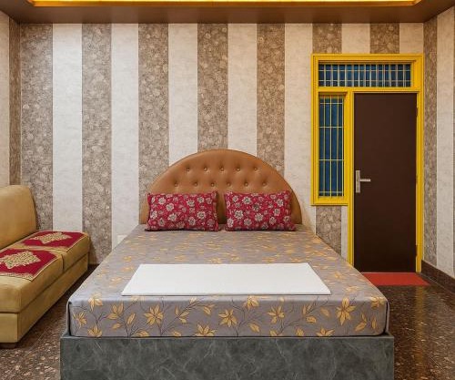 HOTEL NAMO G AYODHYA Near Saryu River - 400 Meter Walking Distance From Shree Ram Mandir & Hanuman Garhi Temple - #Wi-fi #Restaurant #Parking Facilities #Prime Location - Best Seller Hotel In AYODHYA