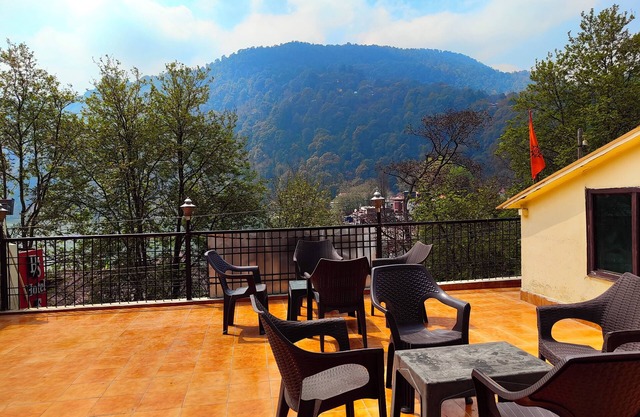 Hotel Near Naini Lake Nainital