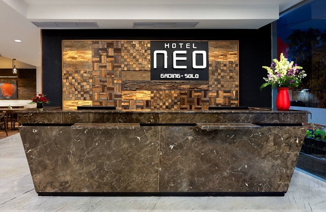Hotel Neo Gading Solo