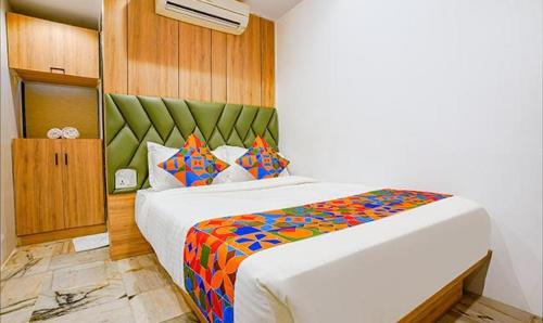 Hotel New Deepak
