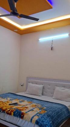Hotel New Residency Ayodhya