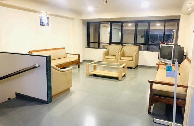 Hotel New Uttam Hira Palace