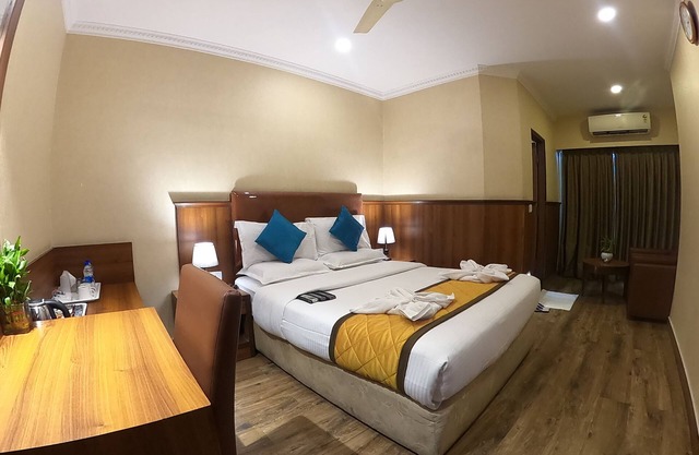 Hotel Noor Empire International