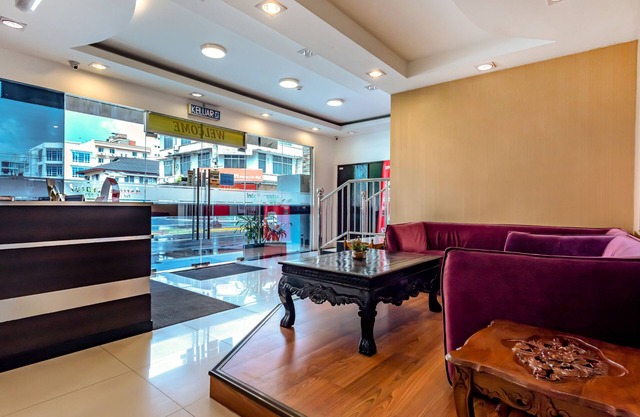 OYO 43959 Astana Hotel