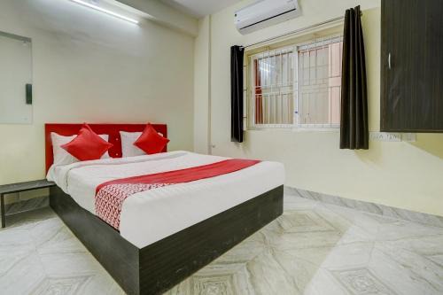 Hotel O Avisi Residency