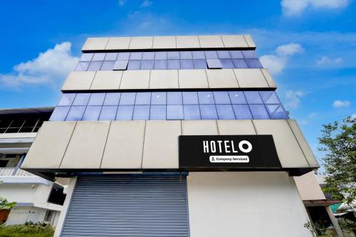 Hotel O Chakkaraparambu Vyttila
