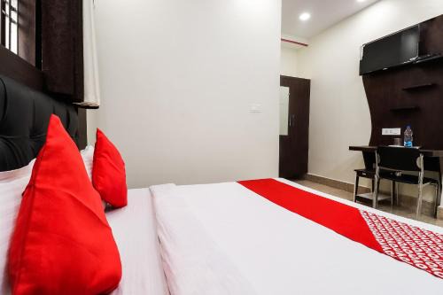 Hotel O Chandra