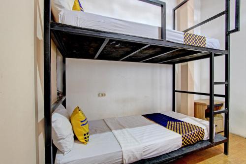Hotel O Cindelaras B&b Bunk Bed
