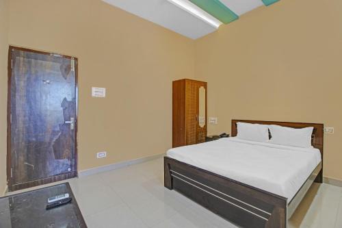Hotel O City Central Kummariwada