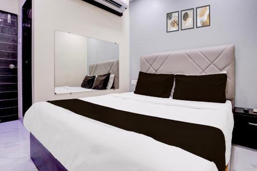 Hotel O Class Inn