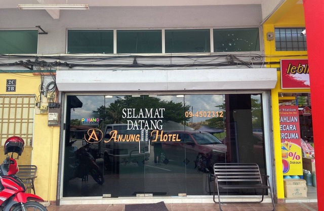 OYO 91065 Hotel De Anjung