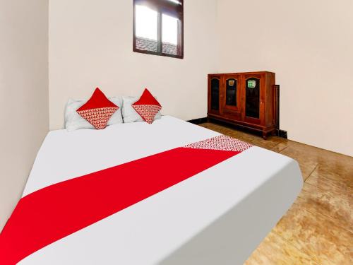 Hotel O Desa Wisata Tebing Lingga