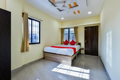 Hotel O Everest Inn