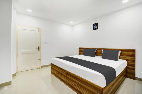 Hotel O Grand Parassini