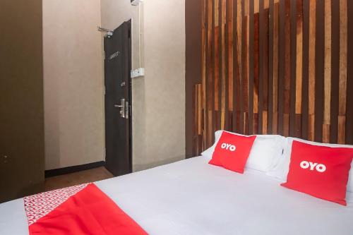 Hotel O Hi Inn 3