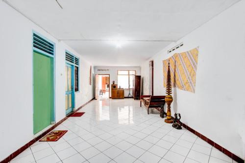 Hotel O Joglo Menoreh Resto & Homestay