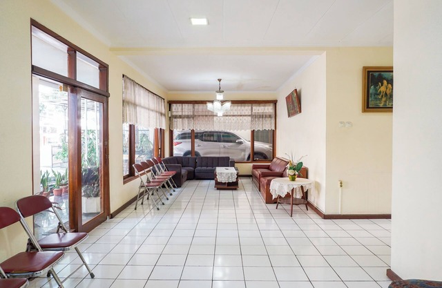 Hotel O Kebon Jeruk Near Gedung Sate Formerly Kurnia Hotel